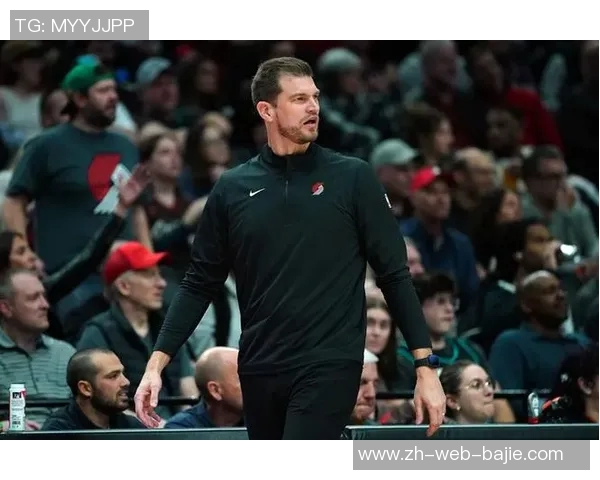 斯普利特谈罗威出场情况期待明天背靠背比赛表现提升 斯普利特谈罗威出场情况期待明天背靠背比赛表现提升