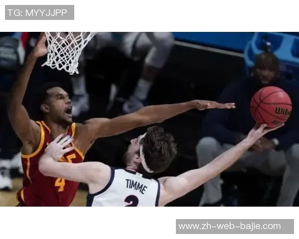 莫布里半场表现亮眼6中5砍下11分7篮板3助攻1抢断2盖帽正负值高达13